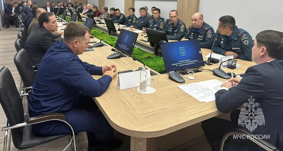 После гибели троих детей на пожаре в селе Амзя комиссия по ЧС собралась внеочередно
